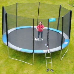 Kangui - Trampoline Rond Ø360cm Avec Filet, échelle, Bâche Et Kit D'ancrage - RALLI 360 7 Kangui - Trampoline Rond Ø360cm Avec Filet, échelle, Bâche Et Kit D'ancrage - RALLI 360 -Pas Cher Clair Jardin Magasin 3591837 4
